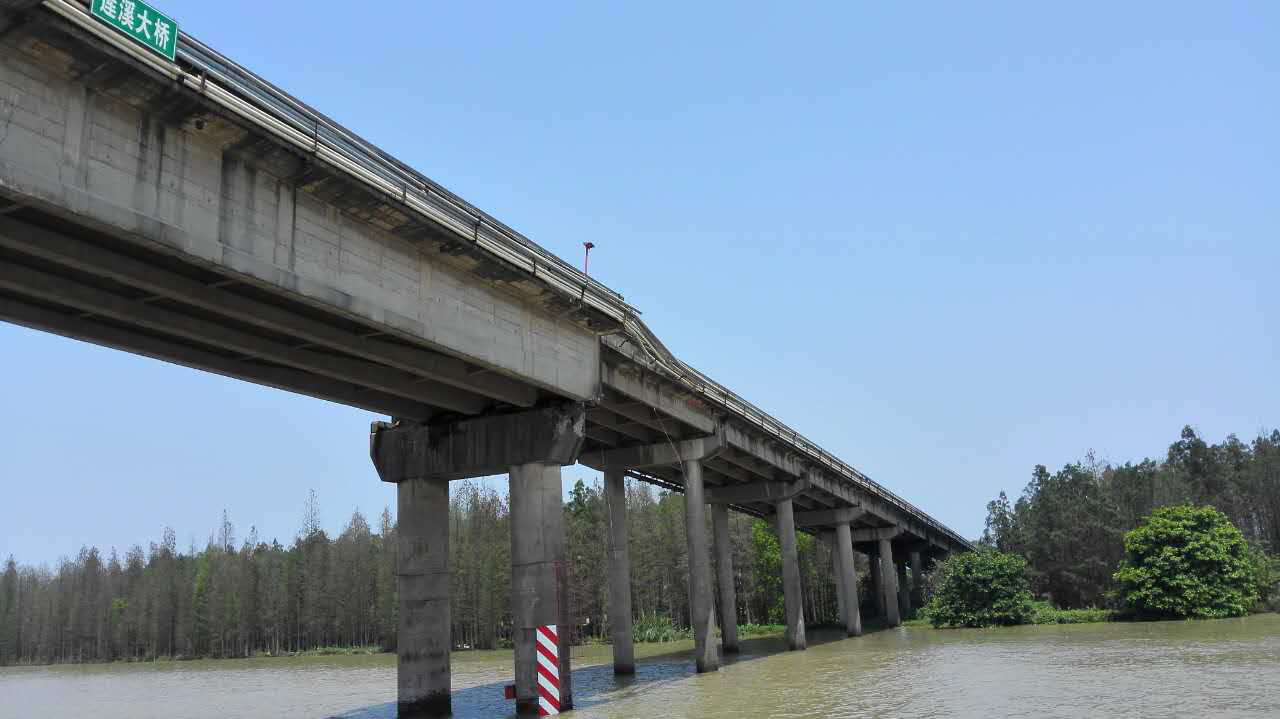 珠海市莲溪大桥可视化远程管控系统1.jpg
